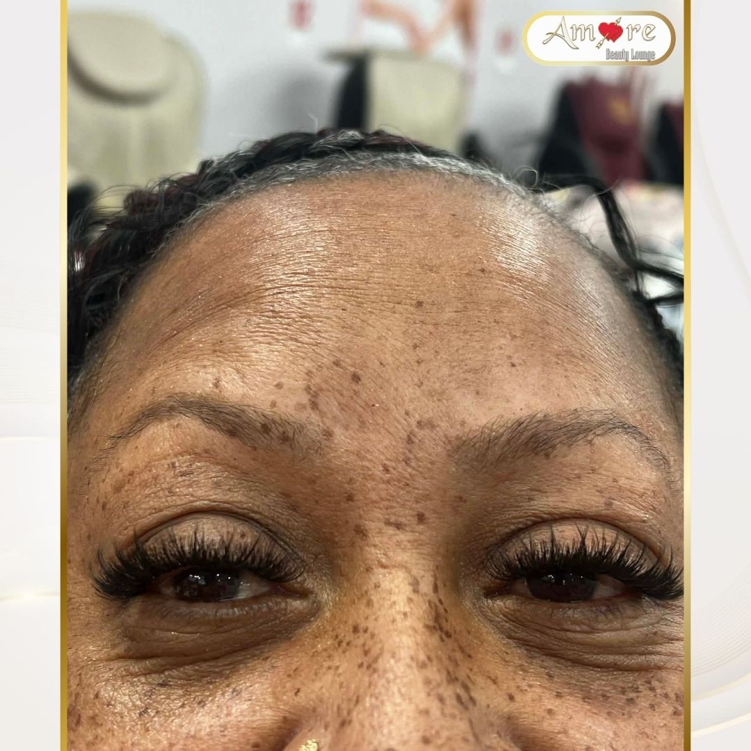 Eyelashes & Eyebrows